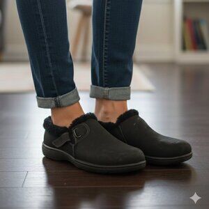 CLARKS SLIDES FLUFFY INSIDE